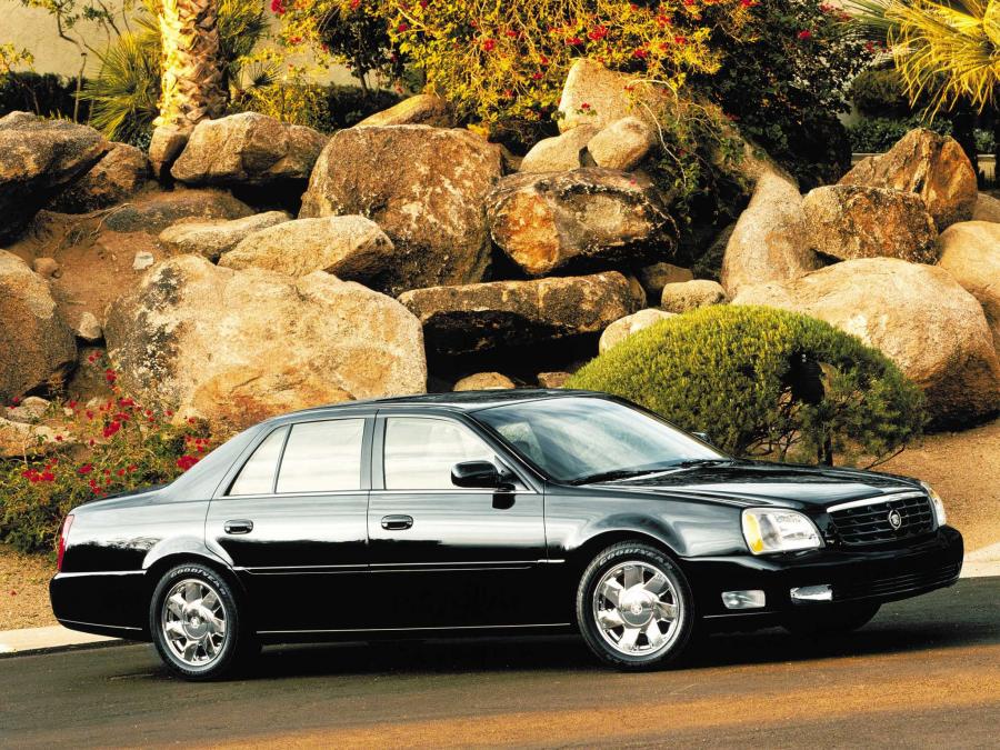  Cadillac DeVille DTS 2000 года  (фото 14 из 16)